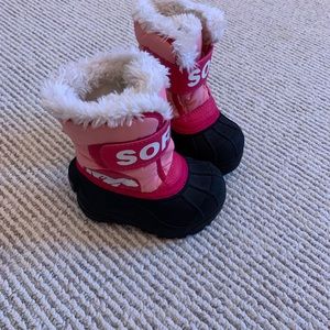 Sorel Girls' Toddler Commander Insulated Winter Boots size 5